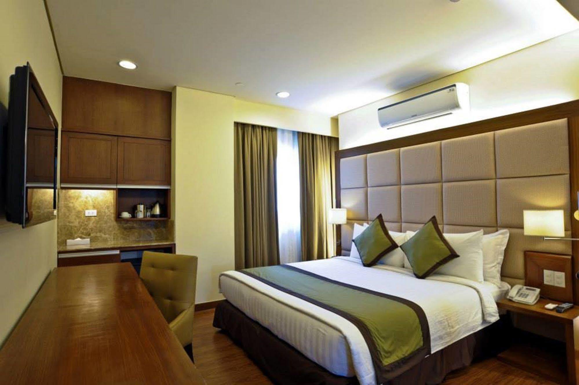 Santomas Suites Santo Tomas Zewnętrze zdjęcie